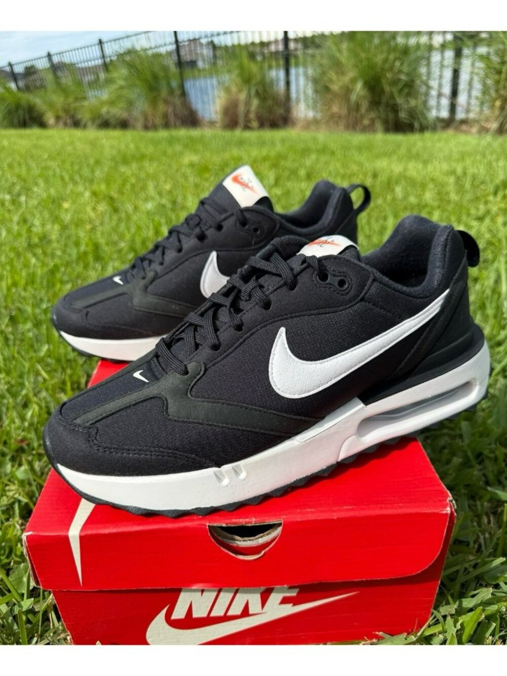 10  MEN’S NIKE AIR MAX DAWN DC4068-001 BLACK / WHITE SNEAKERS RUNNING SHOES